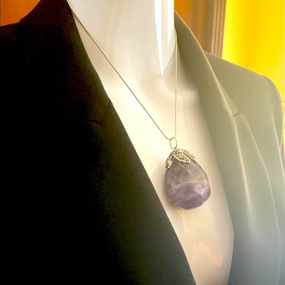 Gorgeous large size purple color natural amethyst stone pendant necklace & chain - Picture 6 of 6